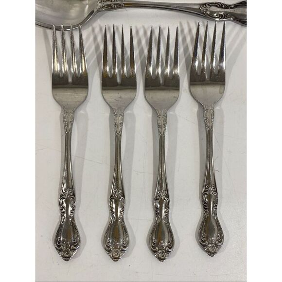Easterling Stainless Flatware Valhalla (4) Salad Forks (5) Soup Spoons - Picture 2 of 3